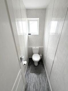 SEPARATE WC