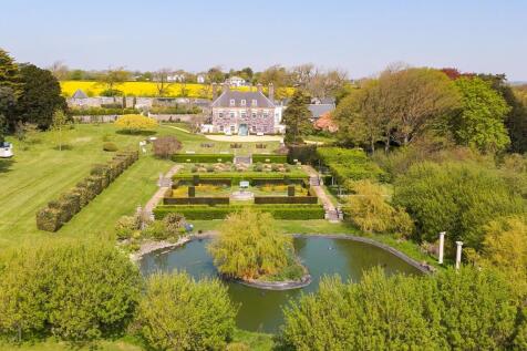 Main House &amp; Estate