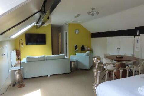 Hotel for sale Image 4