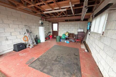 Garage.jpg