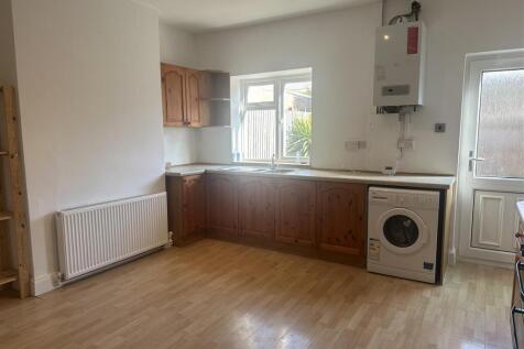 Regent Street, Oadby photo 4