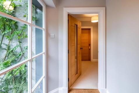 Entrance Porch