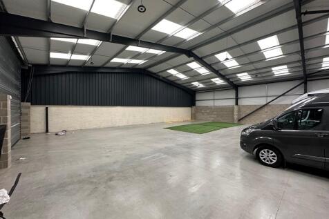 Warehouse to rent Image 3