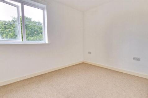 Whistle Road, Mangotsfield, Bristol, BS16 photo 4