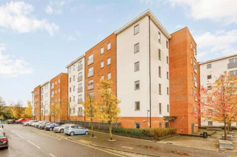 Northolt, UB5 - property photo