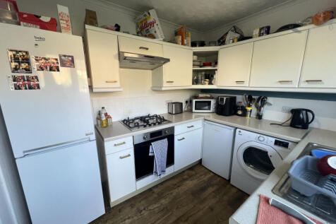Heron Drive, Lenton, Nottingham, NG7 2DE photo 3
