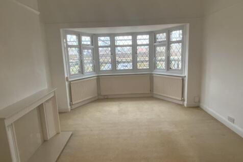 Grove Court, Little Gaynes Lane, Upminster, Havering photo 3