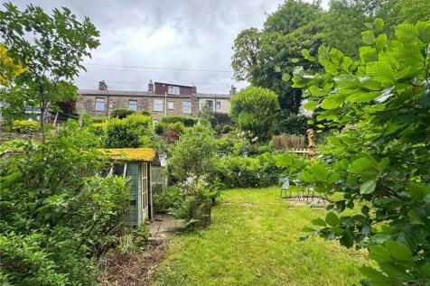 Large Gardens