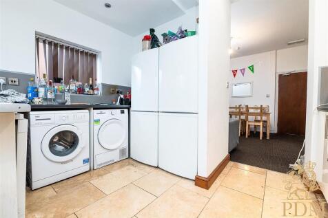 31 Midland Avenue (19 of 21).jpg