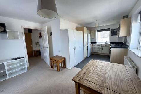 Open plan kitchen/living room
