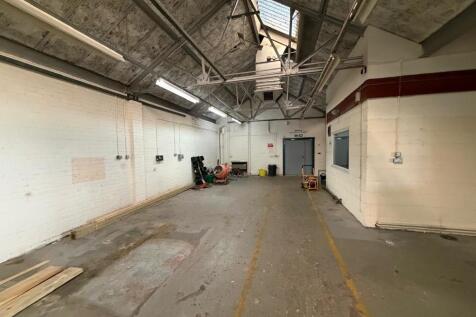 Warehouse to rent Image 3