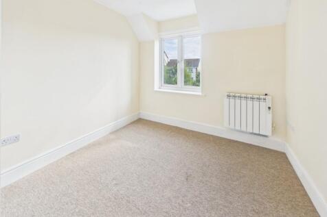 14 Meadow Road, photo 4