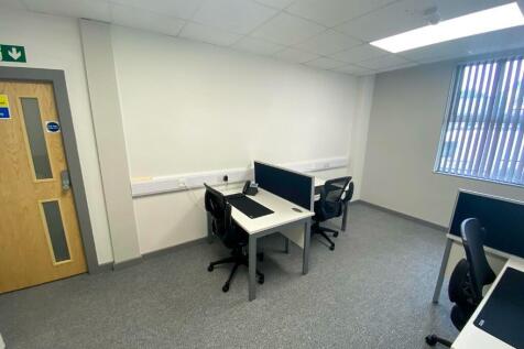 3 Person Office