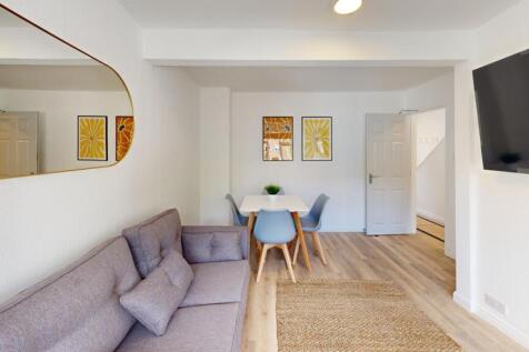 30 Cheltenham Terrace NE6 5HR photo 3