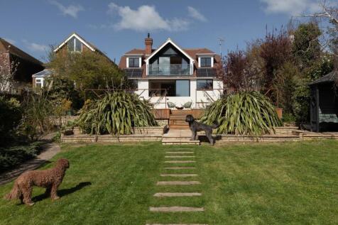 Click to visit Rightmove listing
