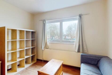 Living Room - Ang...