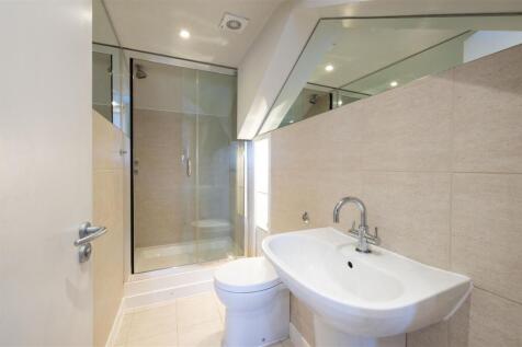 8b Spencer Hill,37.jpg