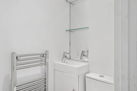 98137_Lanterns Homington Road Coombe Bissett(26).j