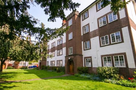 Studio house on Kew Road, Richmond, £2,695/mo