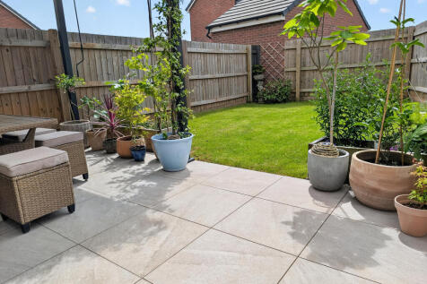 Enclosed Rear Garden