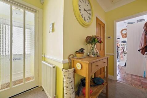 Hallway Dorset Rd.jpg