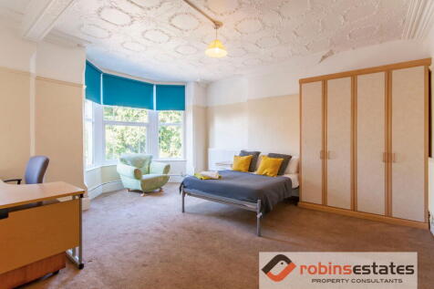 6-bed semi-detached on Addison Street, Nottingham, NG1, £3,250/mo