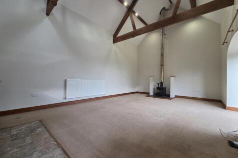 KITCHEN/ SITTING ROOM