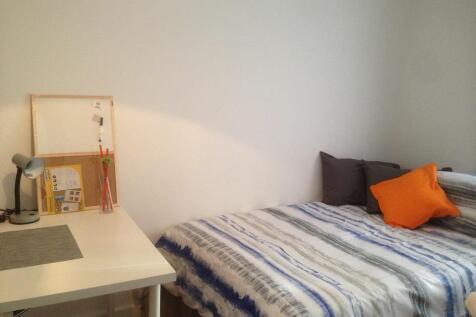 Flat 2, 64 Bantock Way, Harborne, Birmingham photo 4
