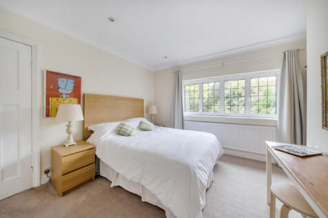 1365259-15-68e93c...