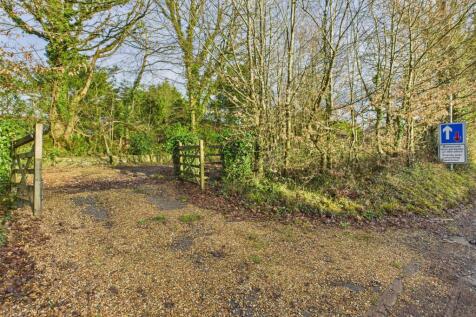 CAM05016G0-PR0152-STILL002.jpg