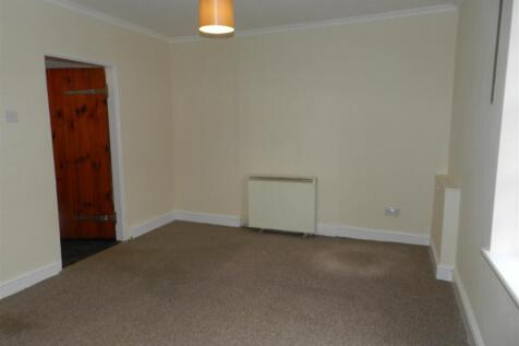 TOWN CENTRE photo 3