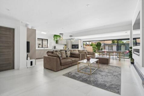 Kitchen/Sitting Room