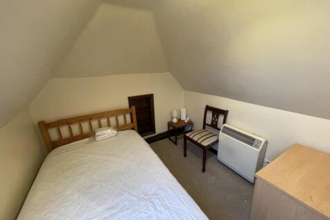 Attic Flat, Dunmow photo 4