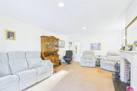 Drift Close, Blackfordby (16).jpg