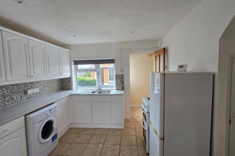 Chicheley Street, Newport Pagnell, MK16 photo 4