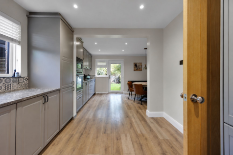 Kitchen / Diner