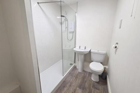 Flat 3 Tutin House, 30 Oxford Street photo 5