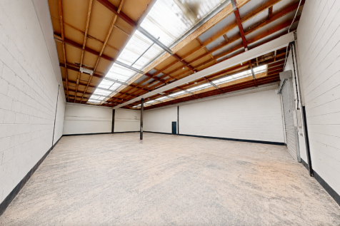 Light Industrial to rent Image 3