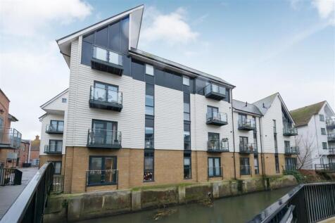 2-bed flat on Jasmine House, 49 Stour Street, Canterbury, £1,300/mo
