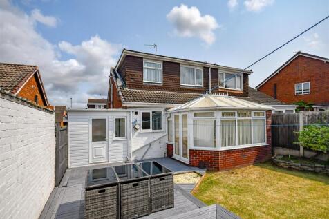 3 Chapel Close-External.jpg