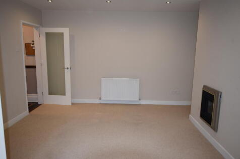 12, Wetherby Road, Tadcaster, North Yorkshire photo 4