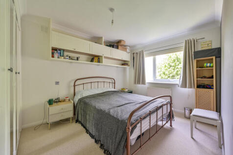 Upper Richmond Road, London, SW15, West Putney, London, SW15 photo 4