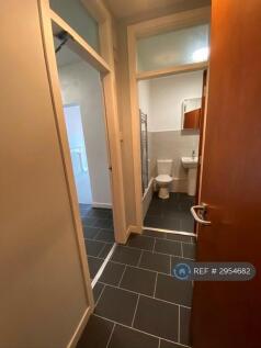 Private Entrance Hall