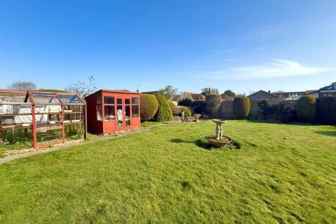37 Jervis Avenue ...