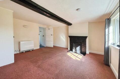 Crown Cottages, Whaddon, SP5 photo 3
