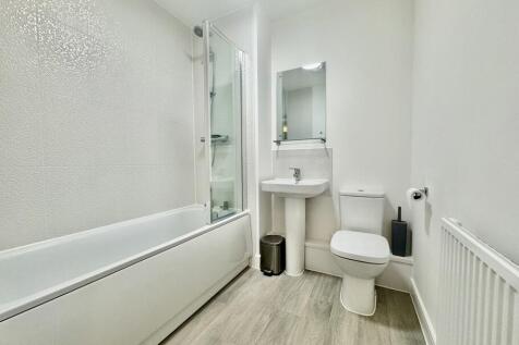 Parrott Court, Newton leys photo 4