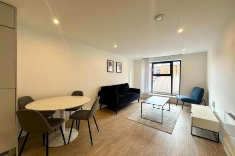 Lounge pic 4.jpeg