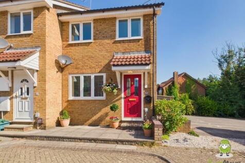EweMove Estate Agents Basingstoke - CHANTRY MEWS