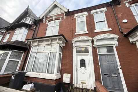 61 lodge road -2.jpg