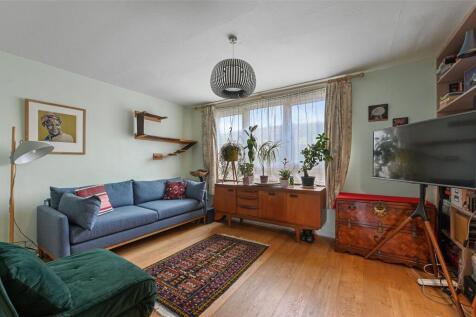 London, E5 - property photo